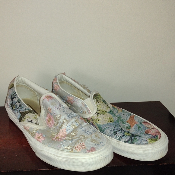Vans Shoes - Vans Embroidered Tapestry Multicolor Floral Slip-On Shoes
